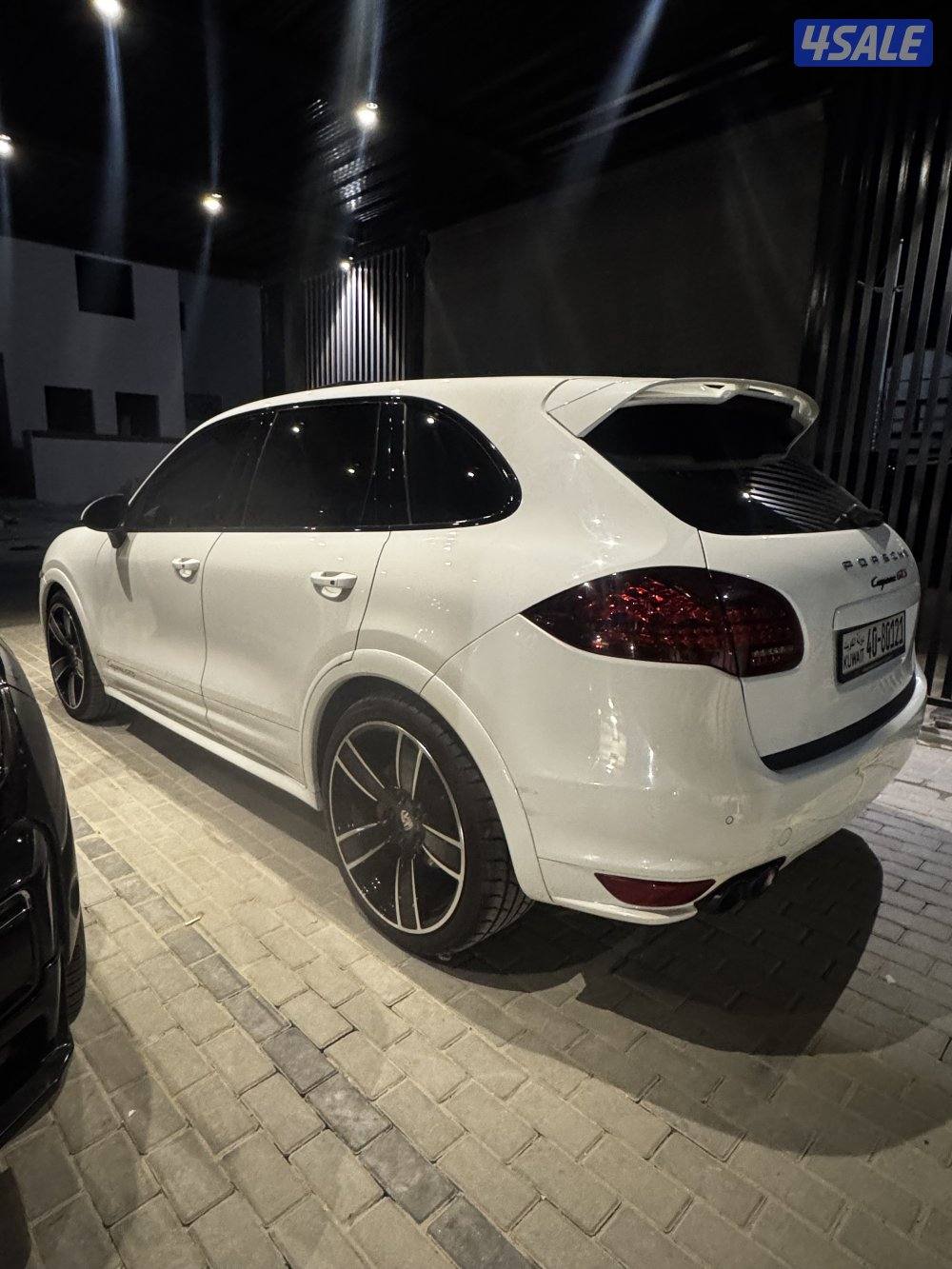 للبيع كايين GTS0