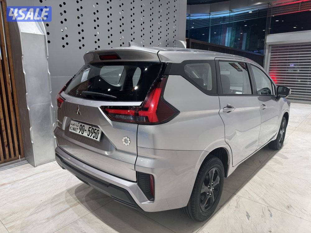 Mitsubishi xpander1