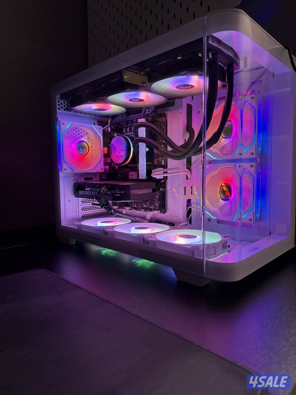 كرت 5060 معالج i7-14700 رامات 16GB3600MHz كيس ابيض ٩ مراوح مبرد مائي0