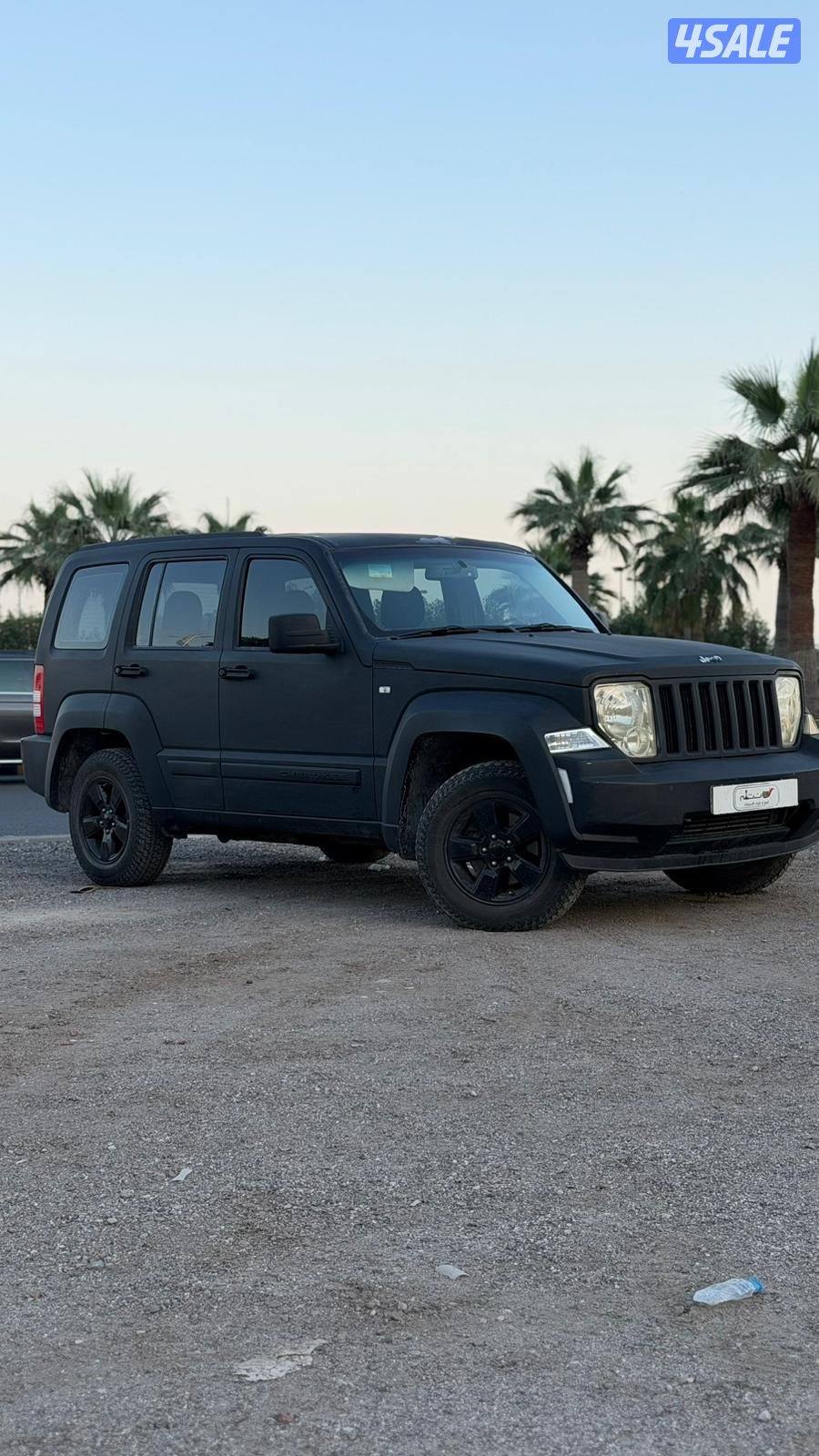 جراند شيروكي موديل 2012 / بحاله ممتازه4