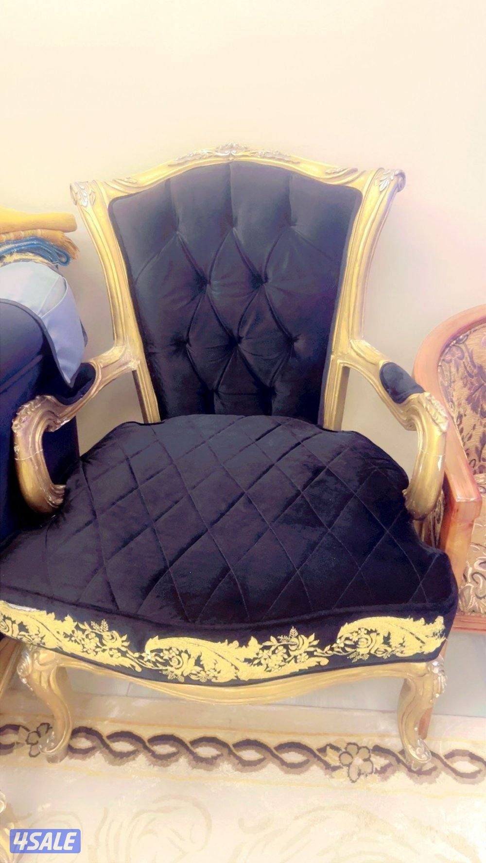 للبيع كراسي جلوس وطاولة طعام1