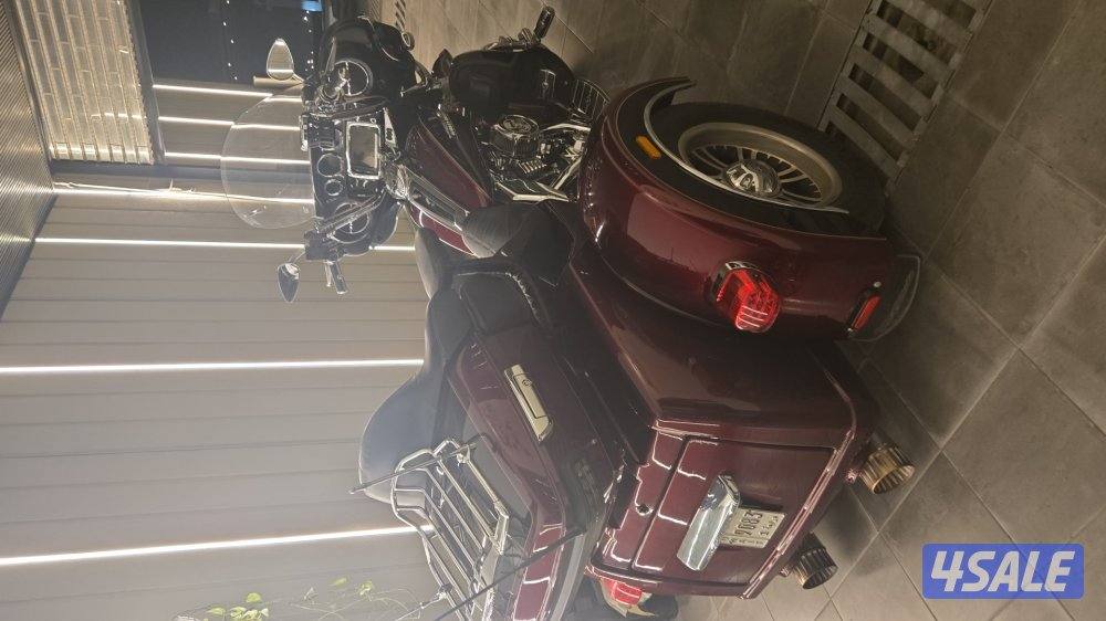 للبيع هارلي ترايك8