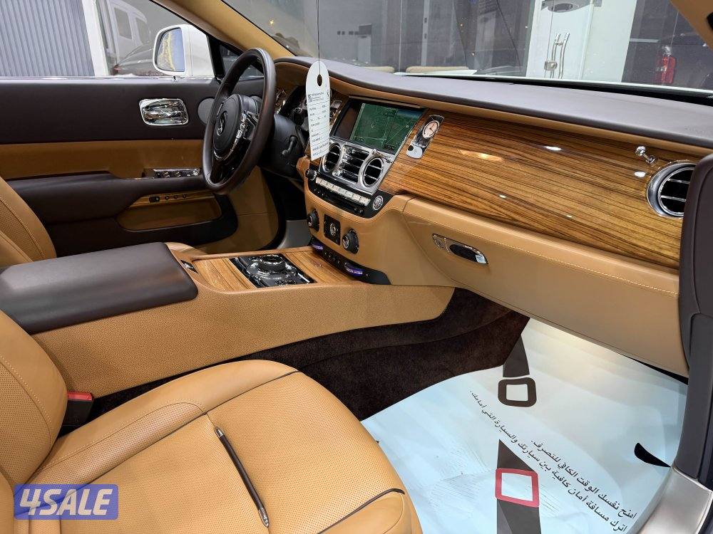 ريث موديل 2015 عداد قليل 32 الف فقط وارد الوكاله الغانم صبغ وكاله5