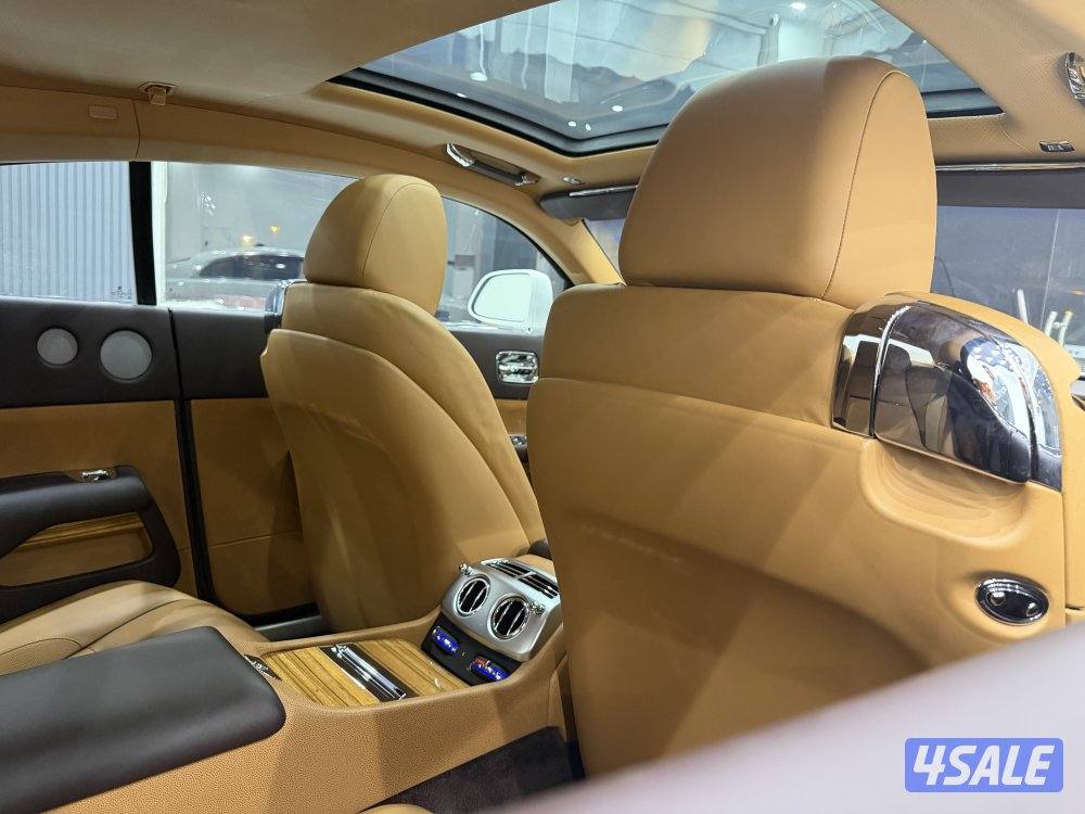 ريث موديل 2015 عداد قليل 32 الف فقط وارد الوكاله الغانم صبغ وكاله14