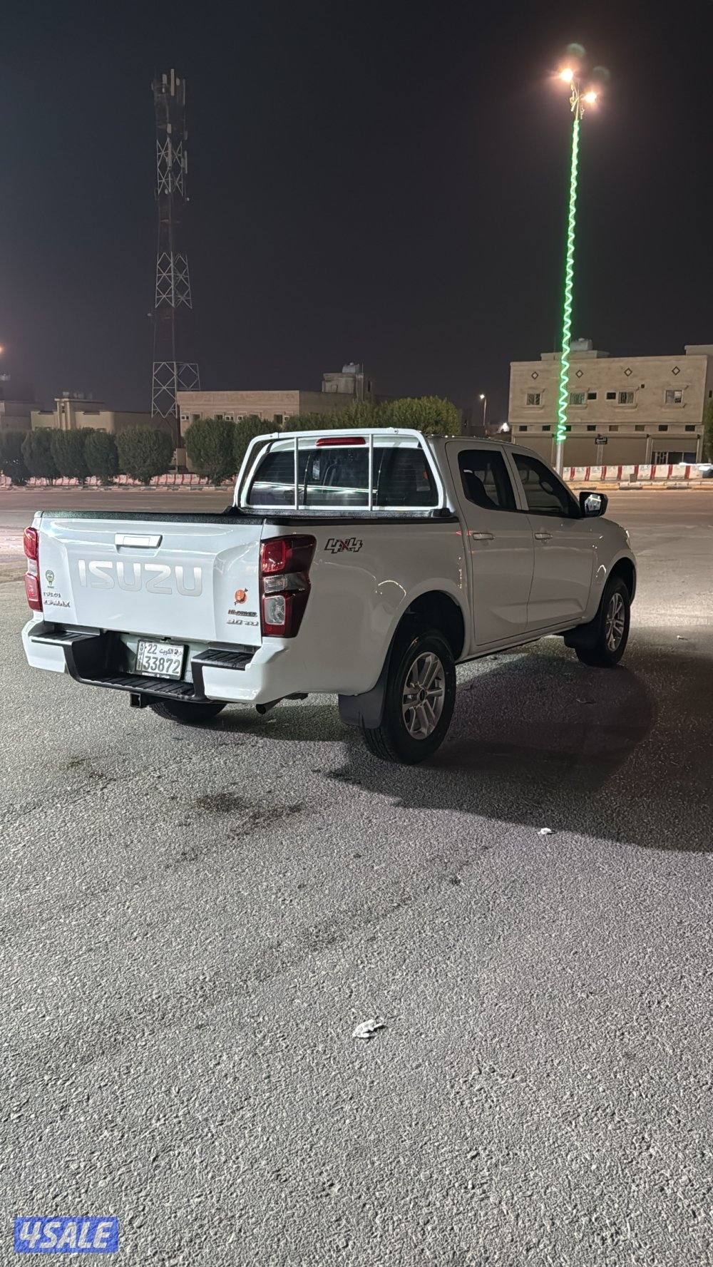 ايسيزو ديزل 2023 مثبت سرعه ودبل والسياره بحاله الوكاله5