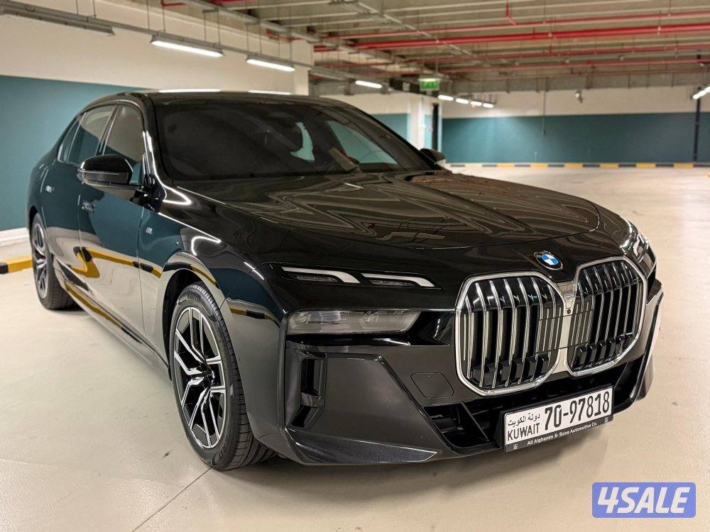 BMW 735Li1
