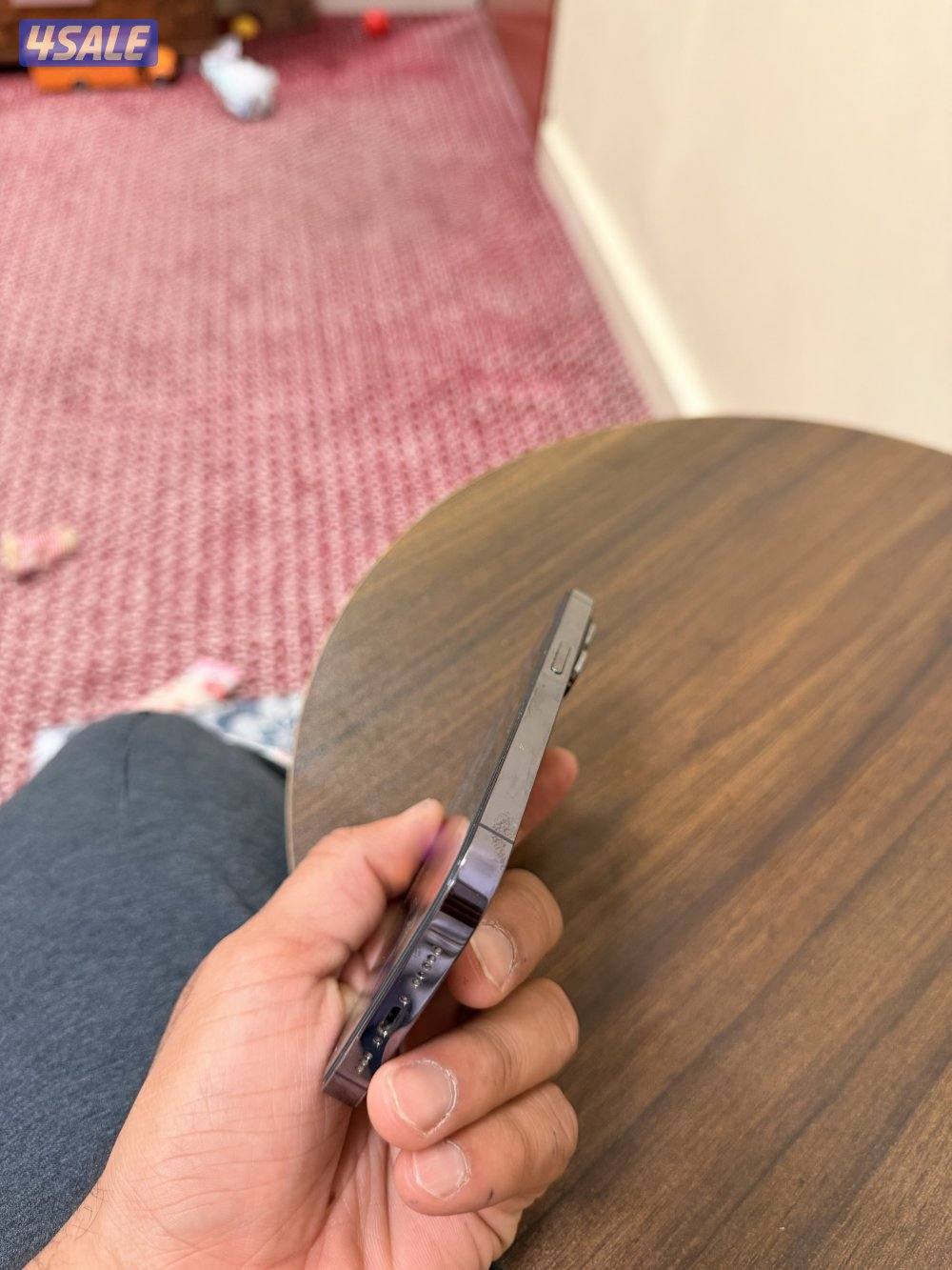 Iphone 14 pro with dual sim not opened am4