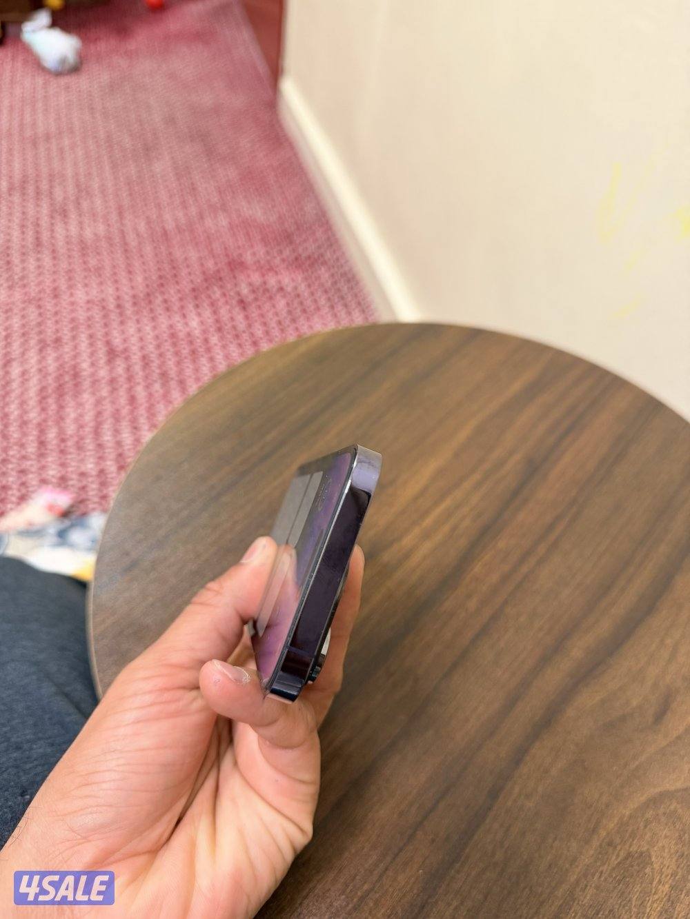 Iphone 14 pro with dual sim not opened am5