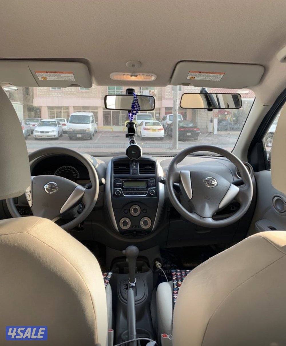 مدربة محترفه لتعليم قيادة السيارات للسيدات3