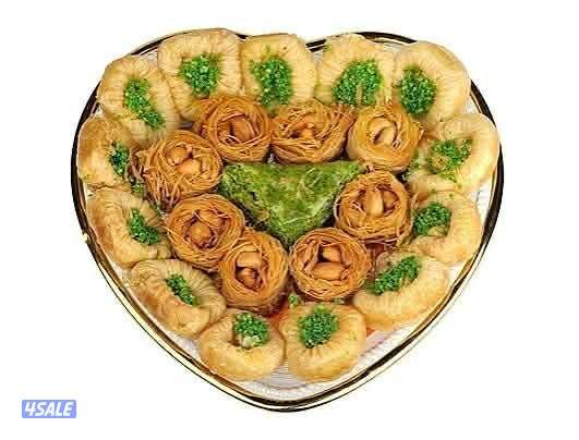 شيف حلويات يبحث عن عمل2