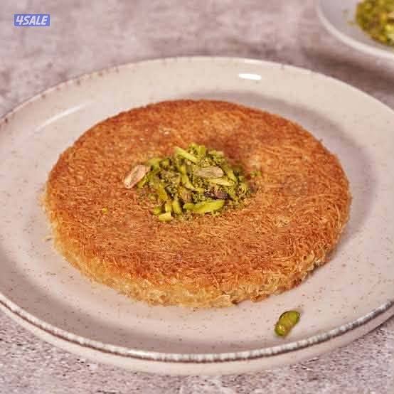 شيف حلويات يبحث عن عمل3