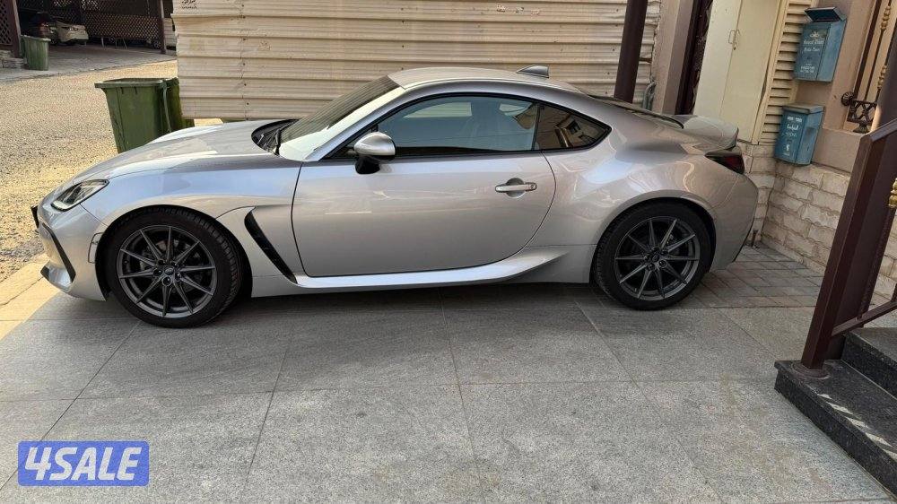 للبيع سوبارو بي ار زي BRZ موديل ٢٠٢٢4