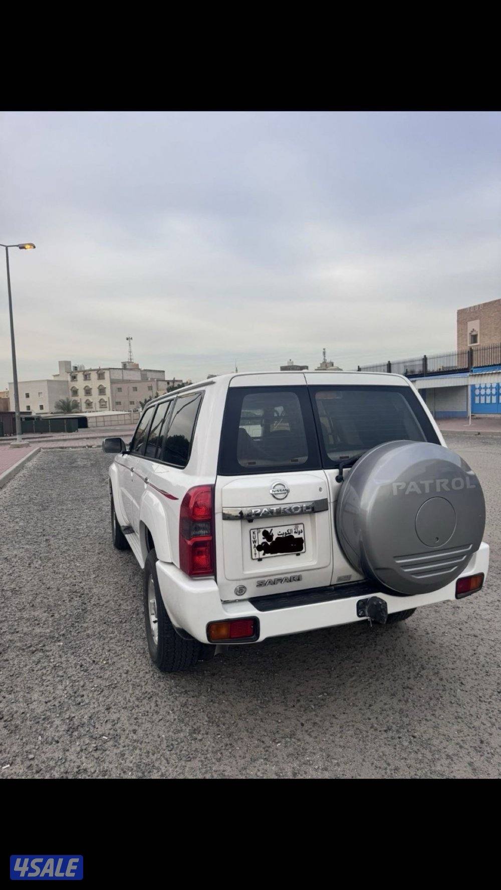 سفاري فتك 2016 وارد البابطين صبغ الوكالة عدا قطعة صغيرة كف اليد3