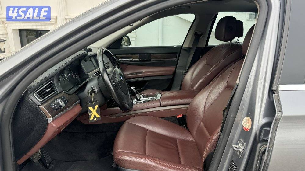 بي ام 730 شرط الفحص بالكامل بحالة ممتازه ( تواصل واتساب فقط )6