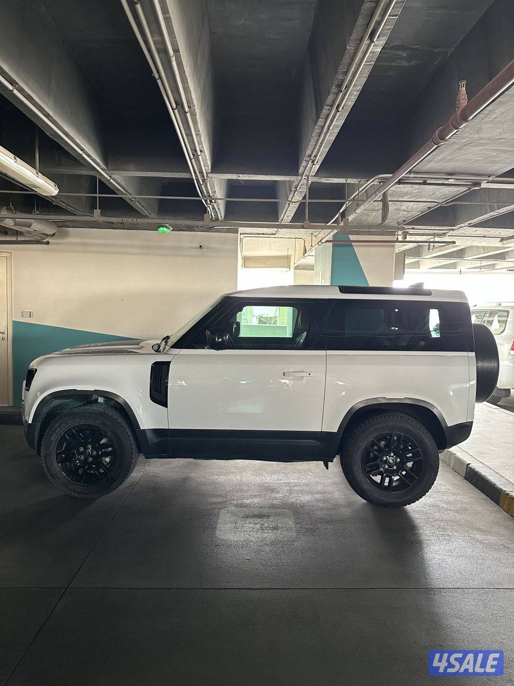 للبيع ديفندر90 باب واحد موديل 20221