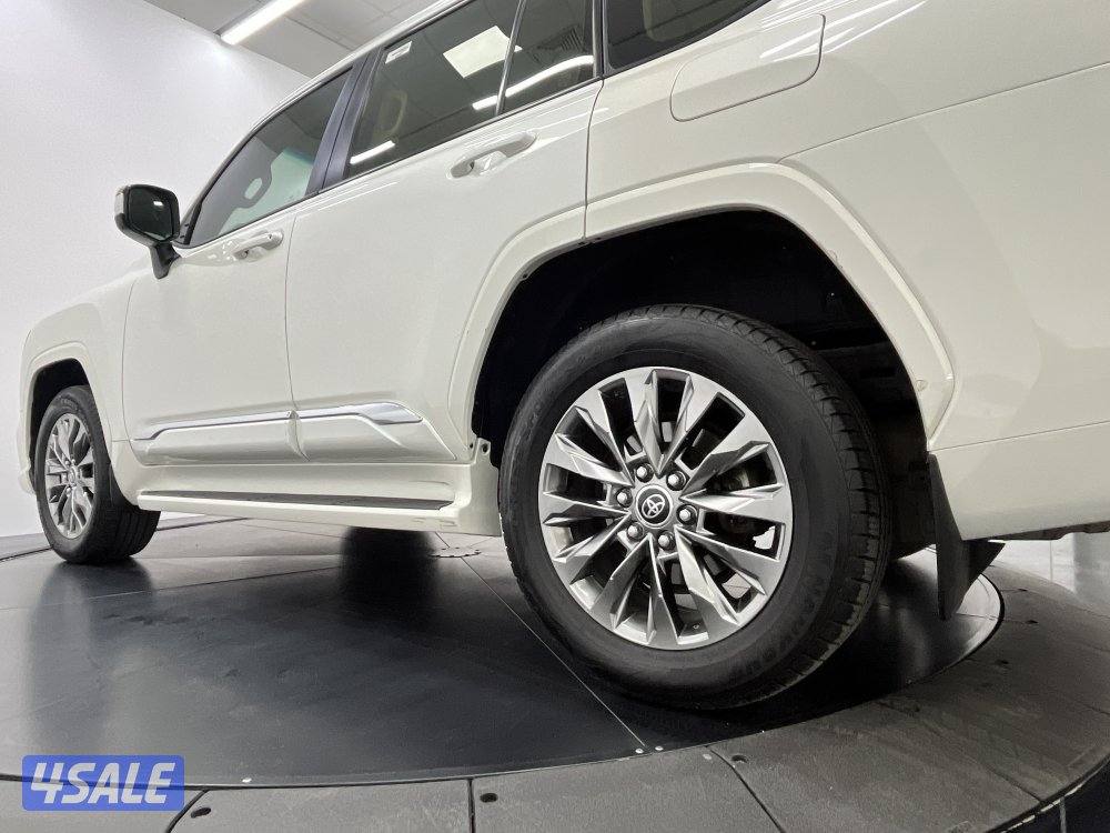 TOYOTA LAND CRUISER Toyota LAND CRUISER 20239