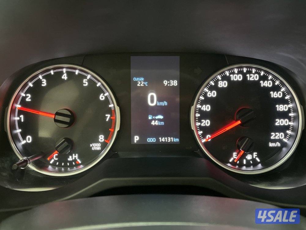 TOYOTA RAV401 4X2 STANDARD OPTION6