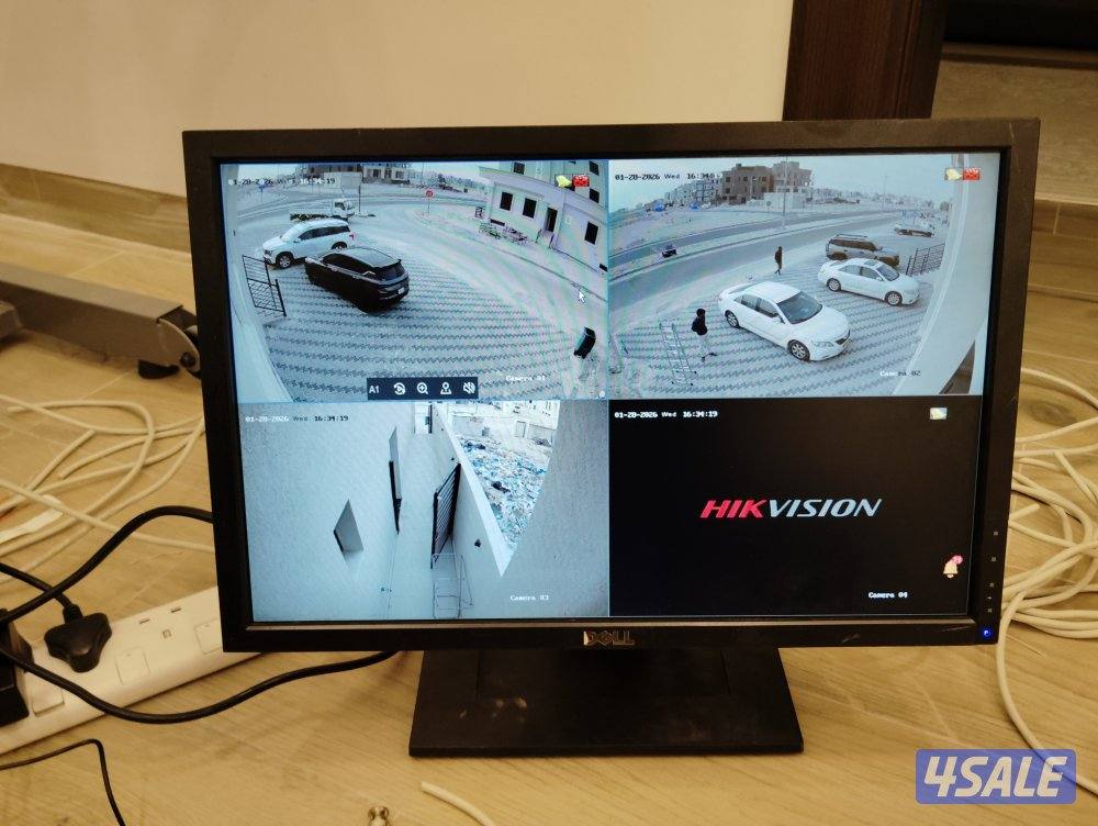 cctv camera technician2