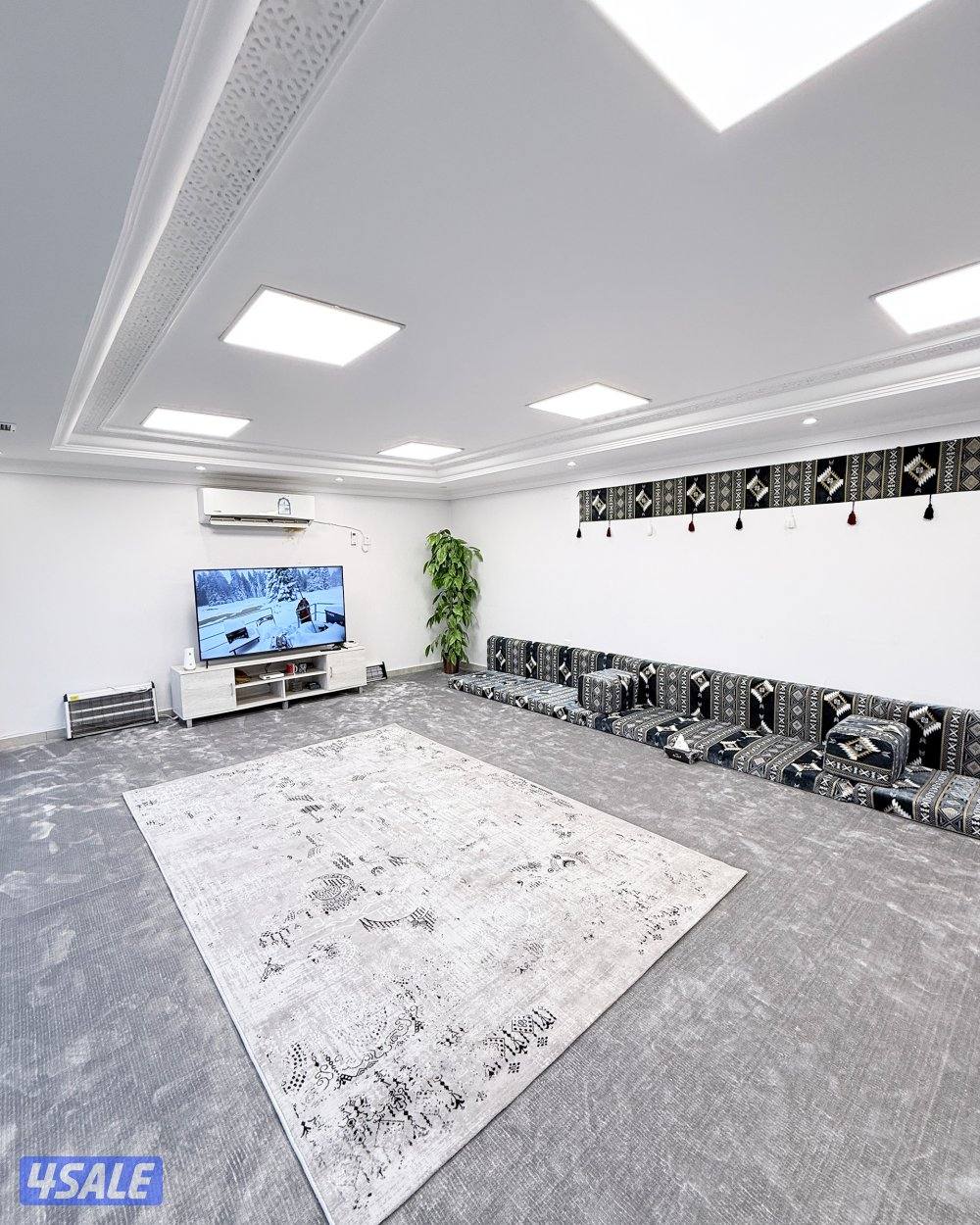 استراحة للإيجار في الهجن13