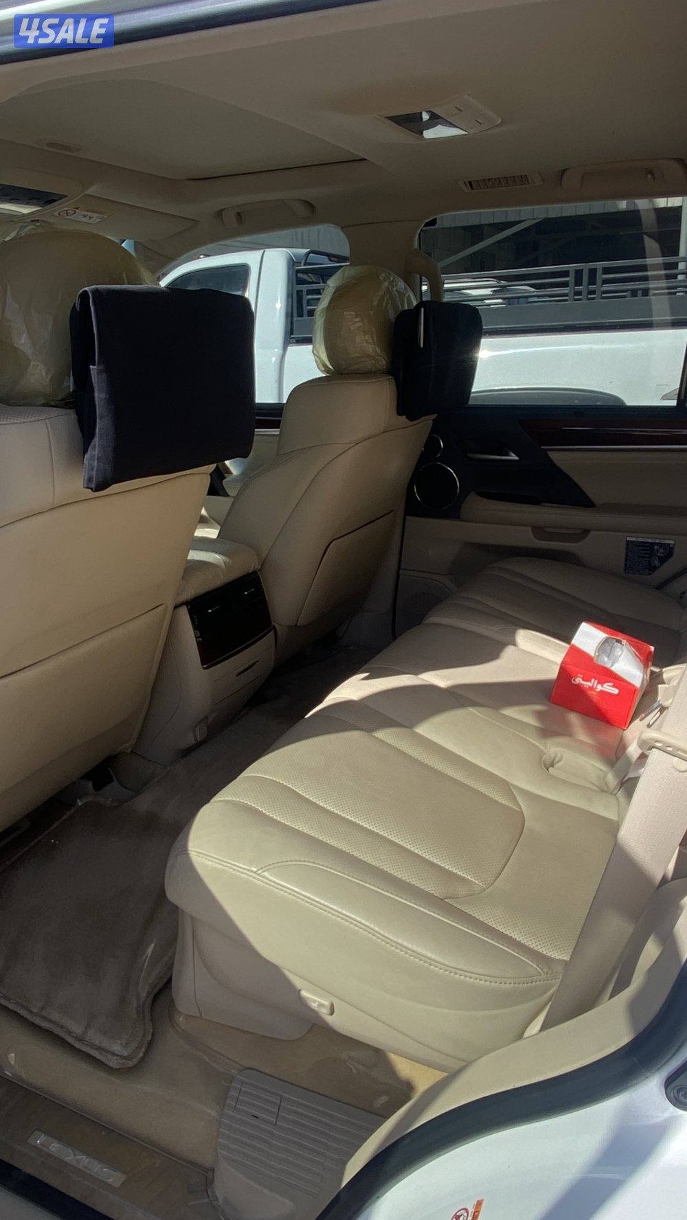 للبيع جيب لكزس كامل المواصفات شرط الفحص 20164