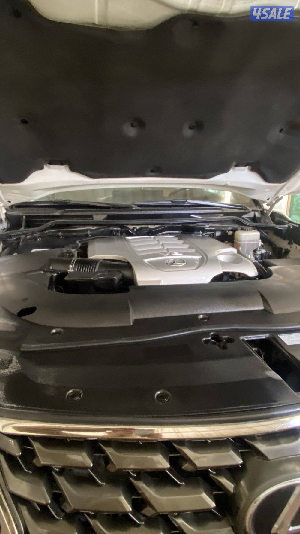 للبيع جيب لكزس كامل المواصفات شرط الفحص 201611