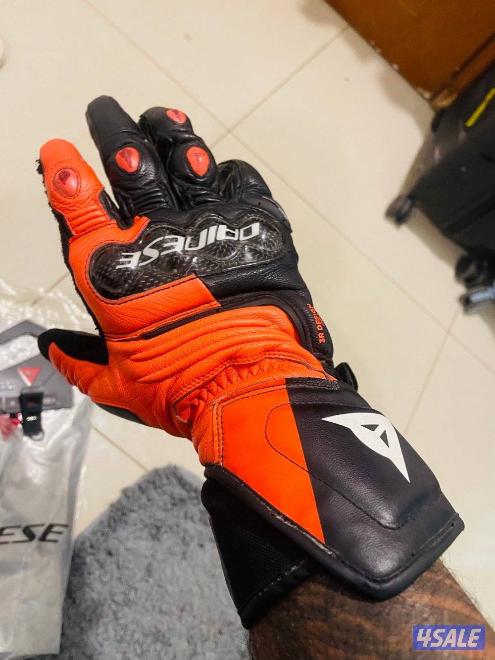 Dainese gloves2
