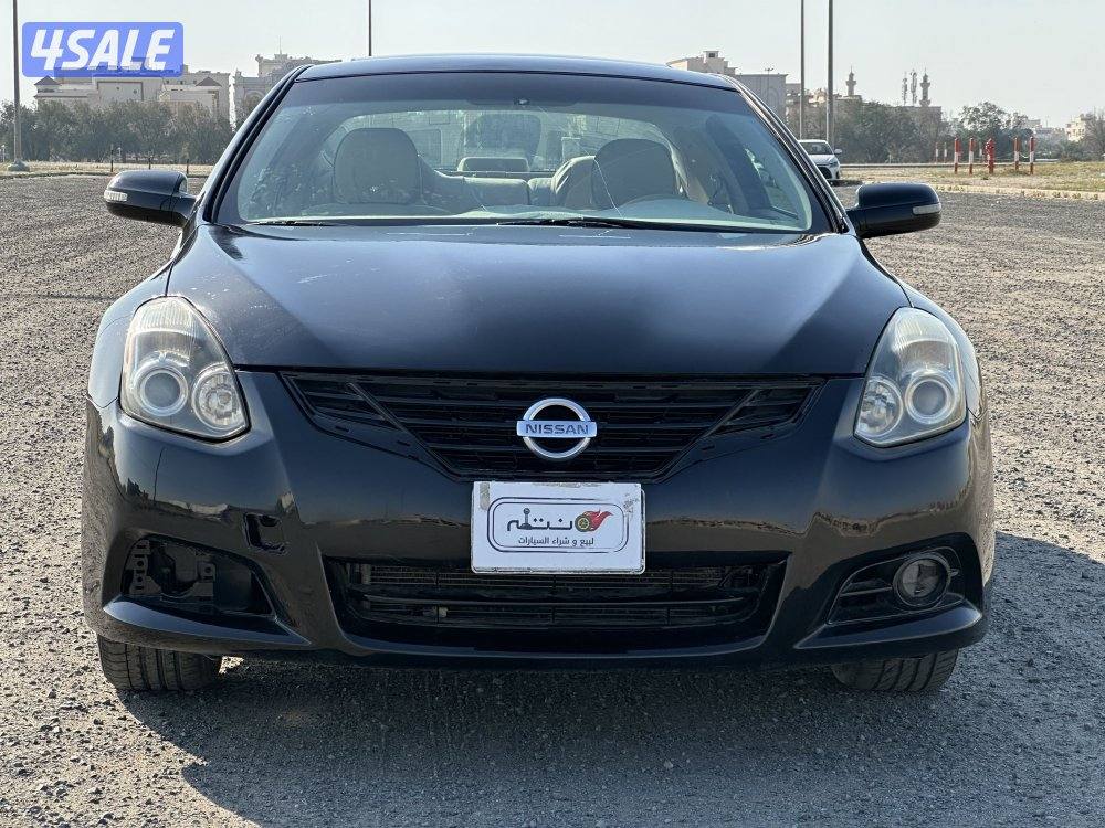 للبيع نيسان التيما كوبيه موديل 20122