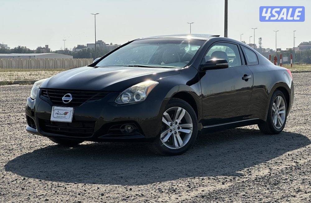 للبيع نيسان التيما كوبيه موديل 20123