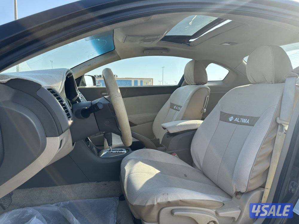 للبيع نيسان التيما كوبيه موديل 20126