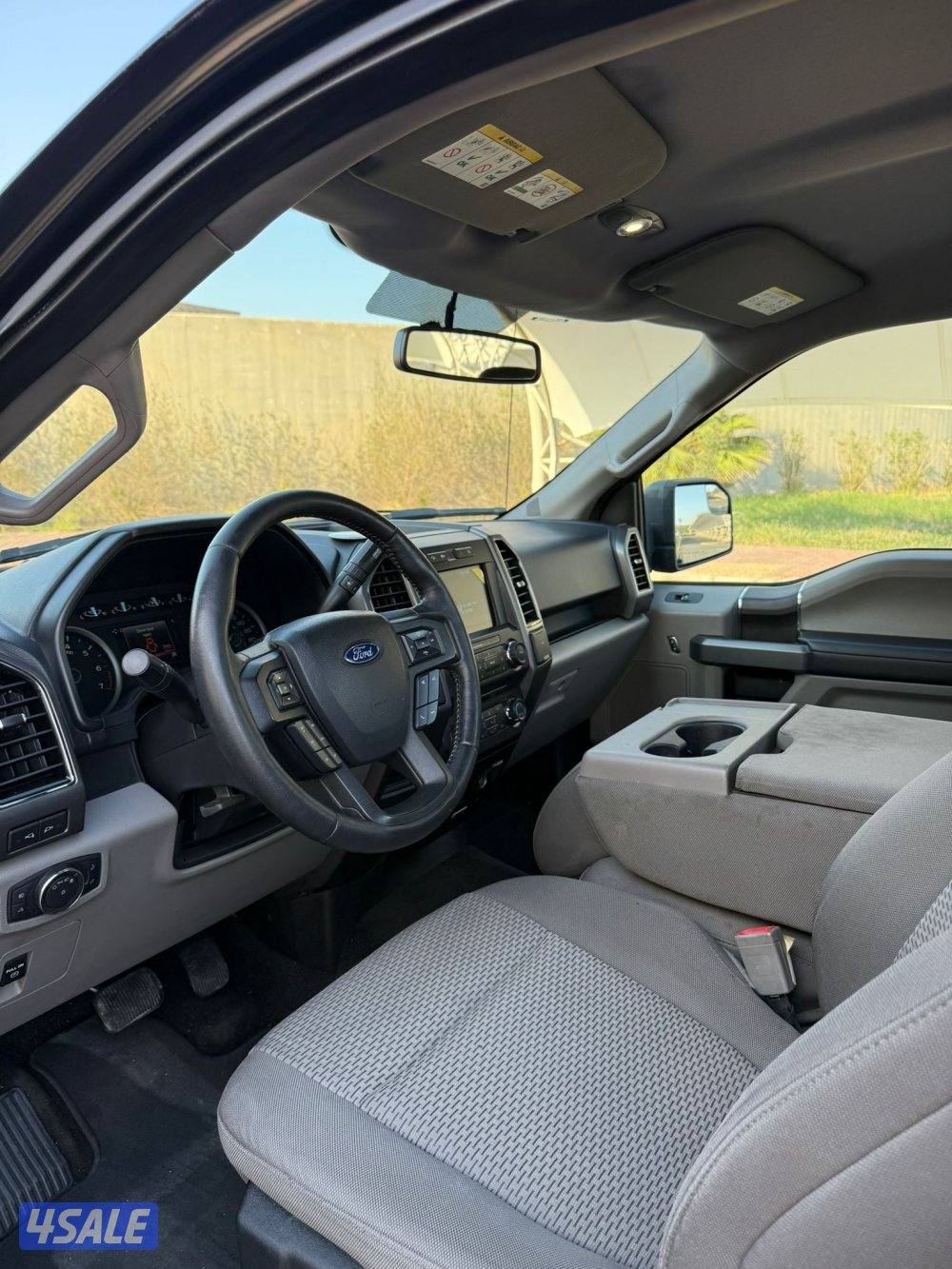 للبيع وانيت فورد f-150 دبل قير5