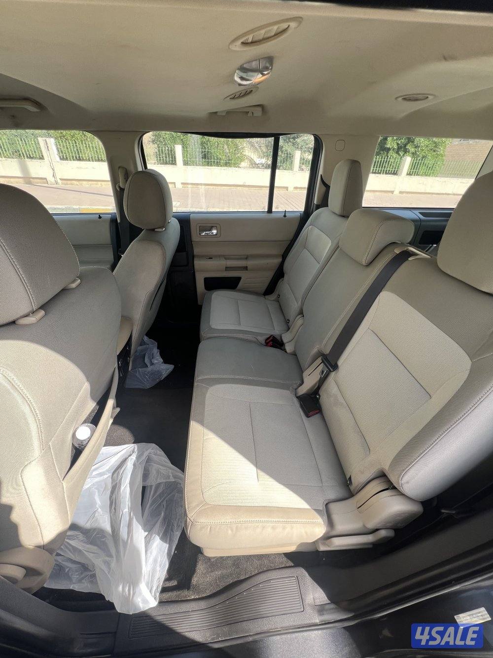 للبيع فورد فليكس 6 سلندر8