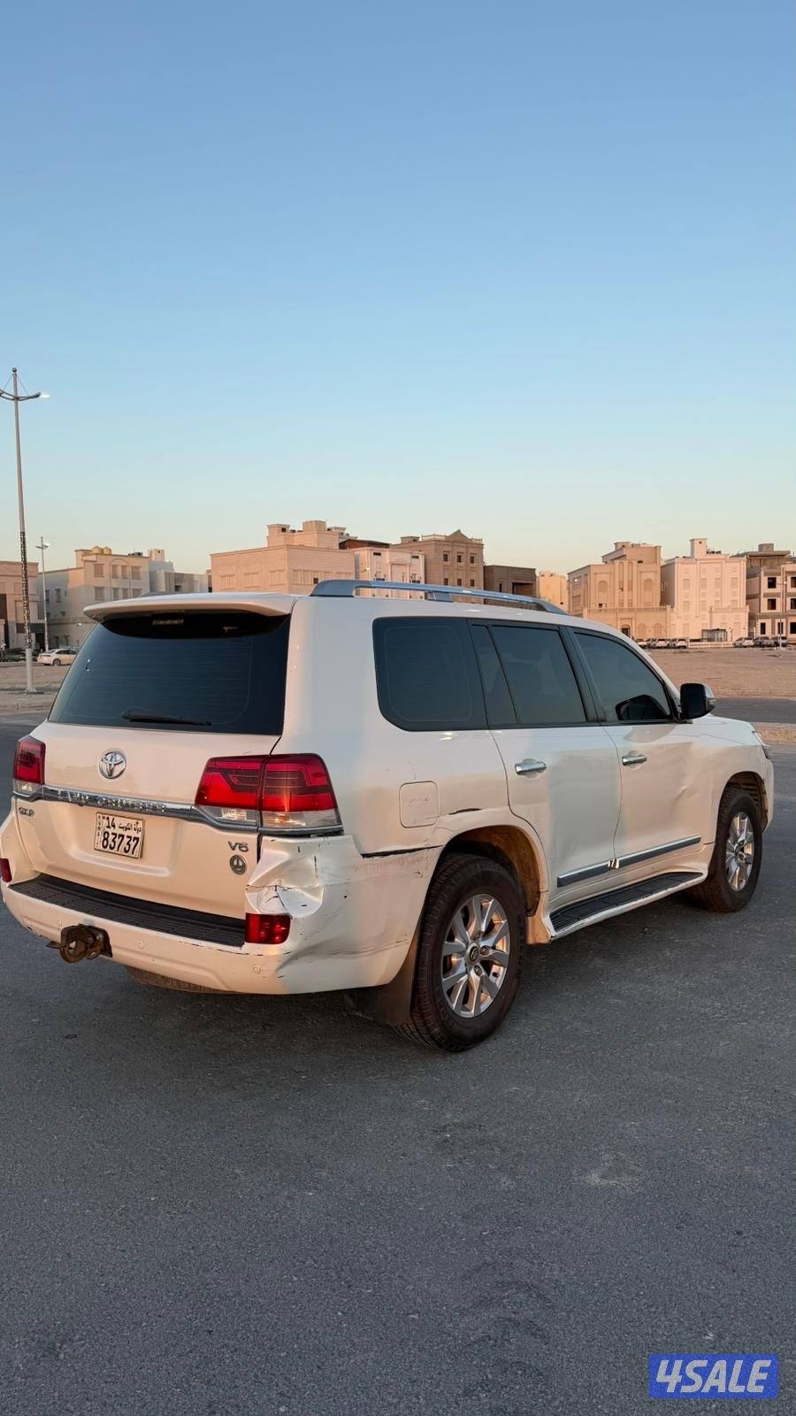 لاندكروزر موديل 20161