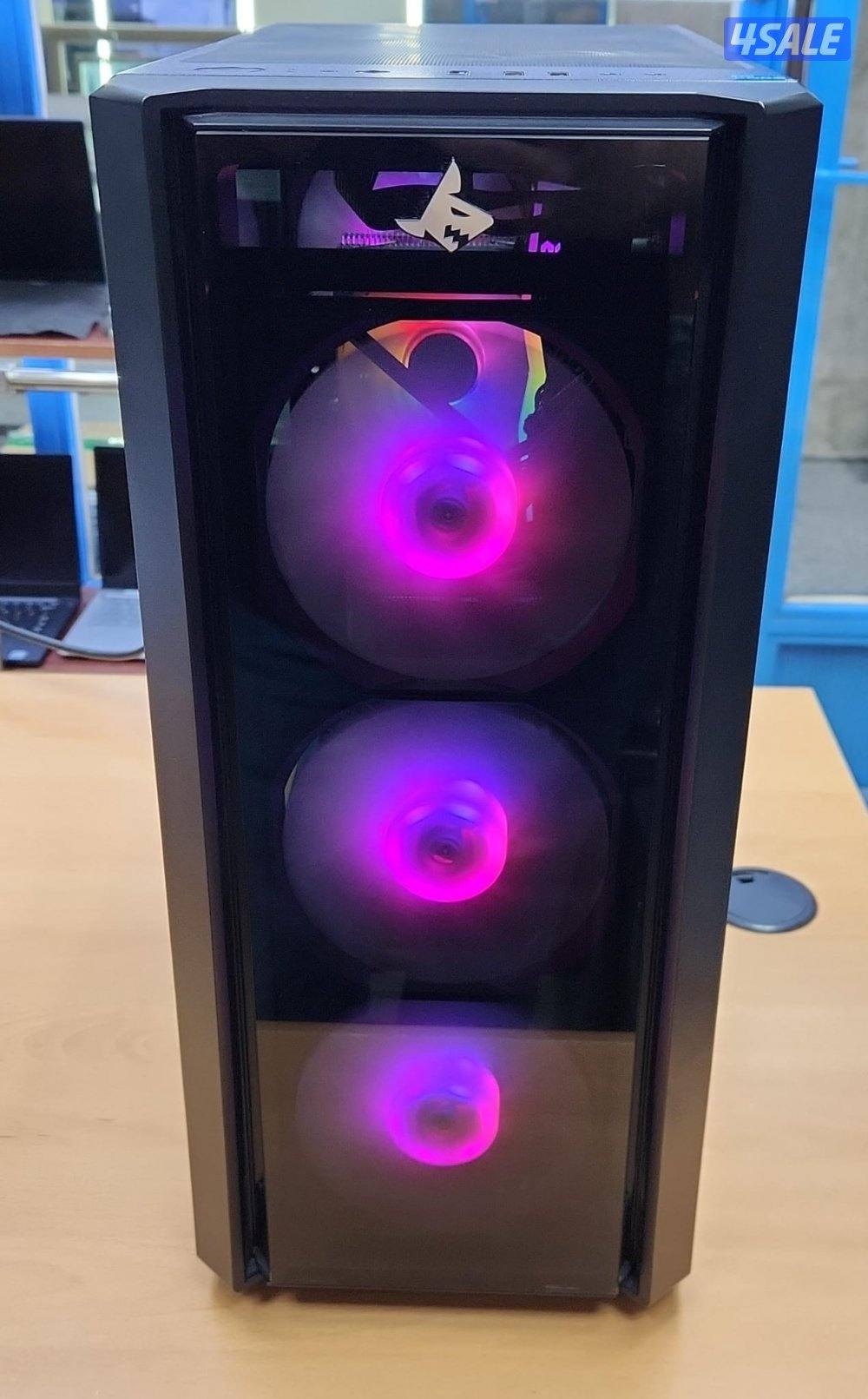 للبيع أقوى كمبيوترات بي سي قمينق بأرخص الأسعار اتصل ولا تتردد8