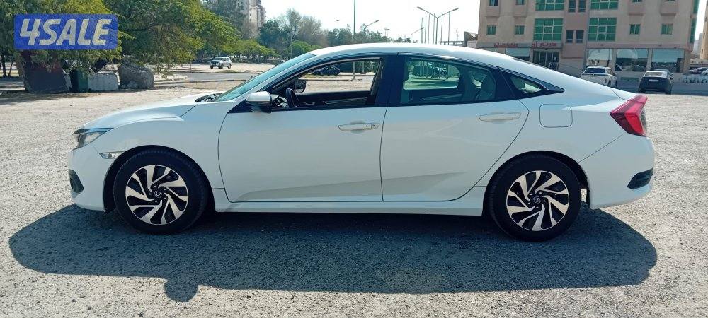 هوندا سيفيك 2017 عداد قليل 113 ألف كم بحالة الوكالة7