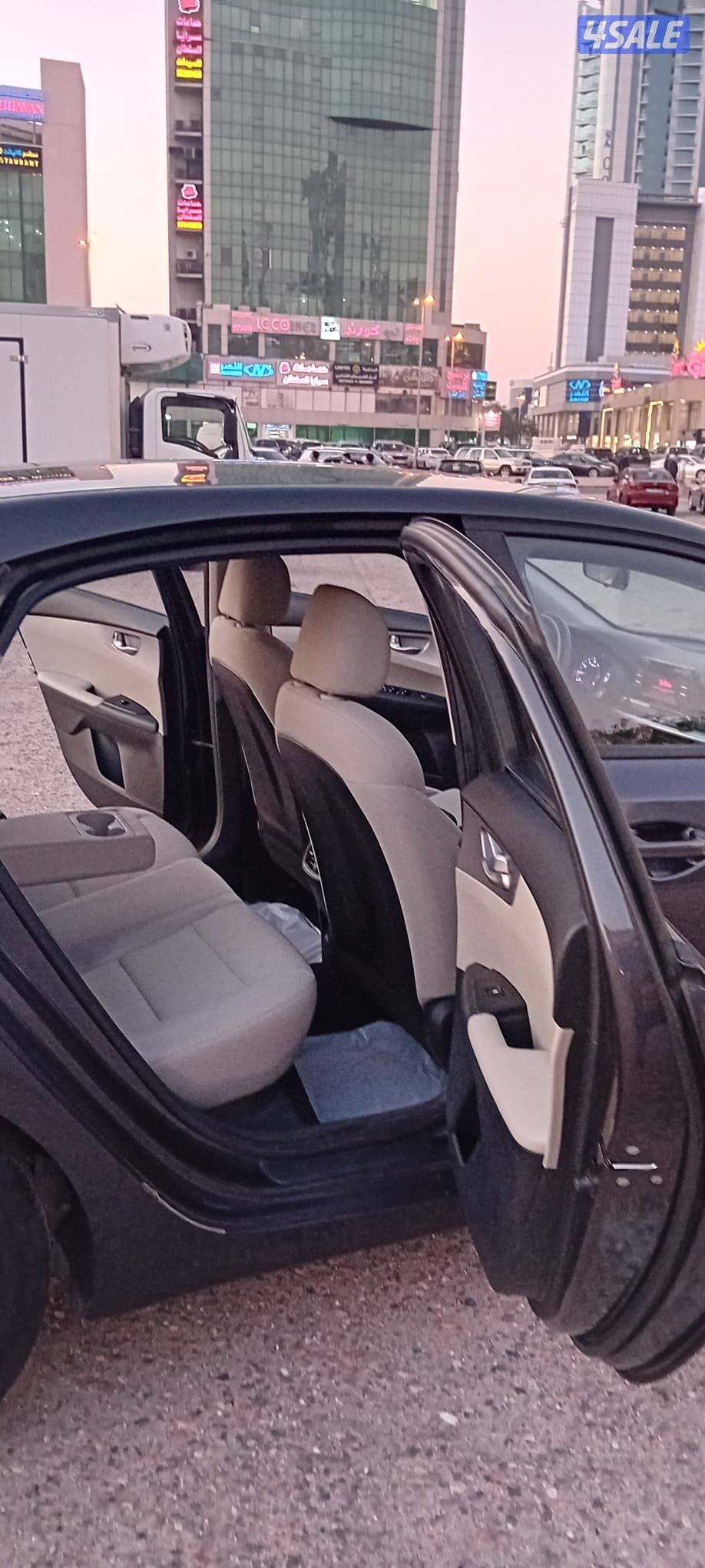 كيا سيراتو 2023 عداد 61 ألف صبغ الوكالة وتحت الكفالة وبحالة الوكالة9