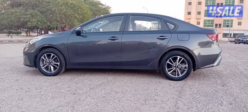 كيا سيراتو 2023 عداد 61 ألف صبغ الوكالة وتحت الكفالة وبحالة الوكالة14