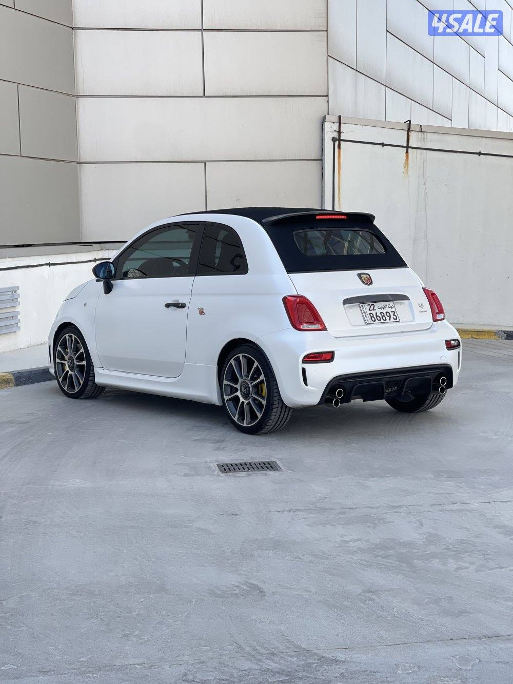 للبيع فيات ابارث 695 موديل 2024 وارد الوكالة صبغ الوكالة4