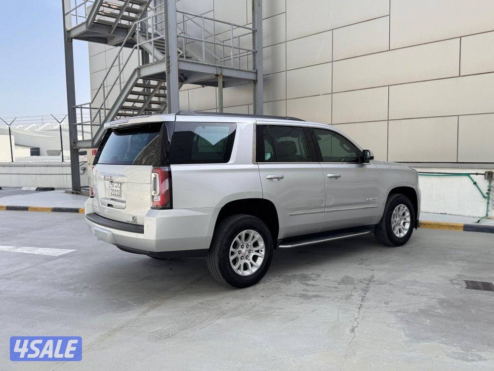 للبيع GMC YUKON SLE موديل 2020 بهبهاني صبغ الوكالة عداد 64 الف كم3