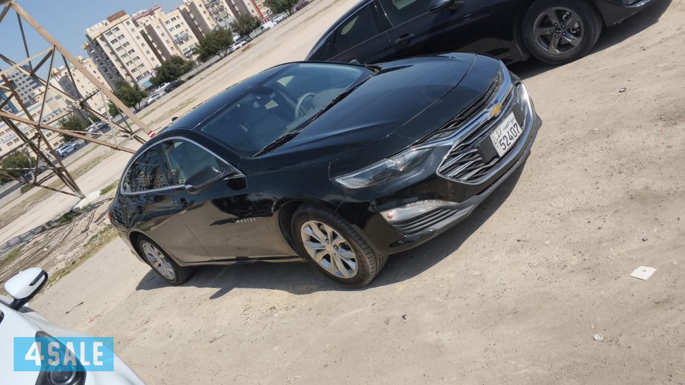 للبيع سيارتين  ماليبو موديل 202