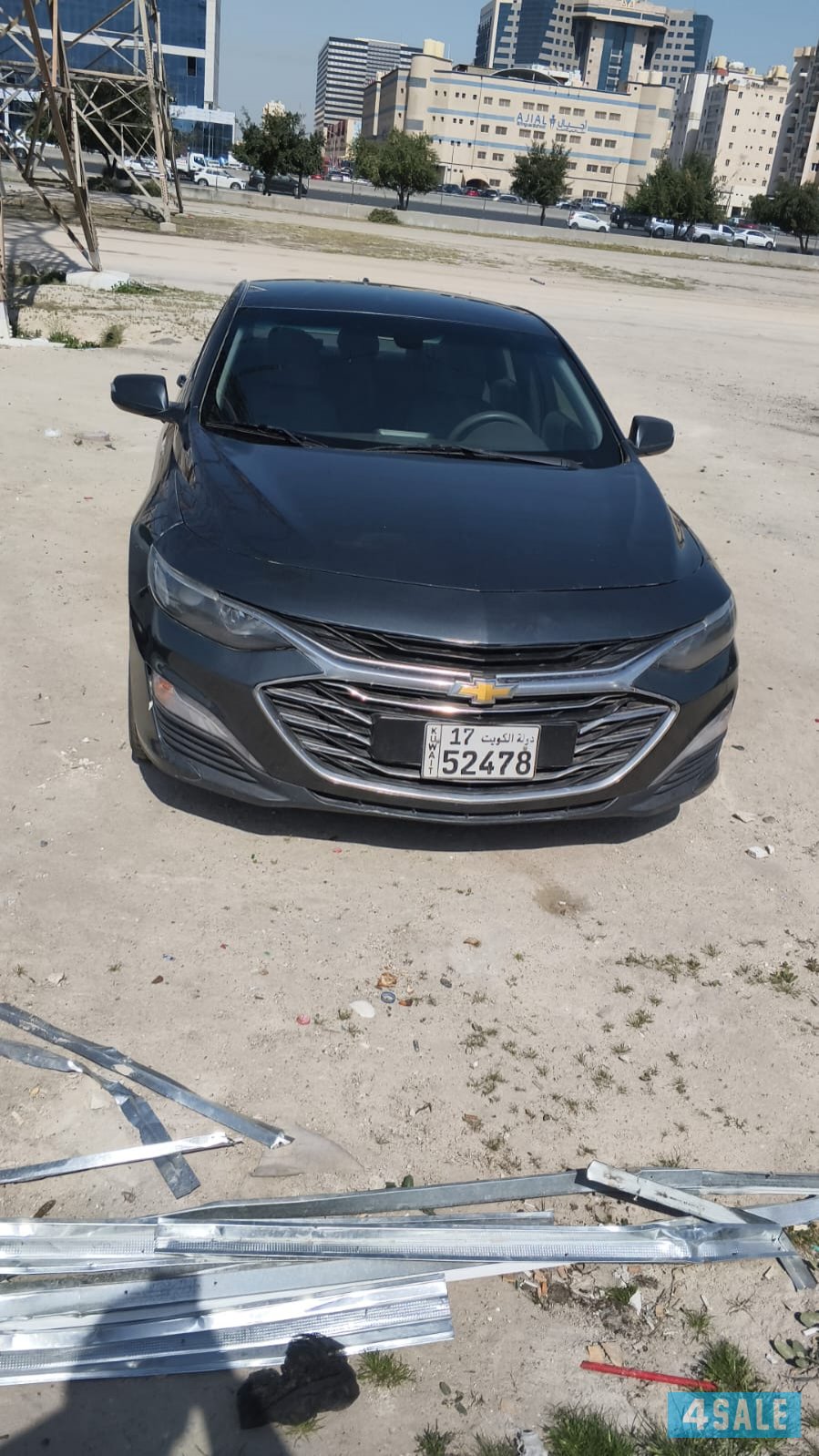 للبيع سيارتين  ماليبو موديل 204