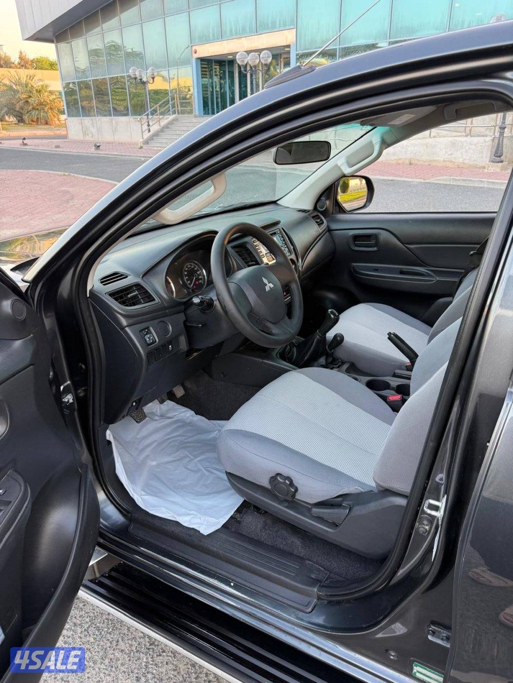 وانيت صبغ الوكاله دبل قير 2021 سيرفيس منتظم بالوكاله شرط الفحص الكامل8