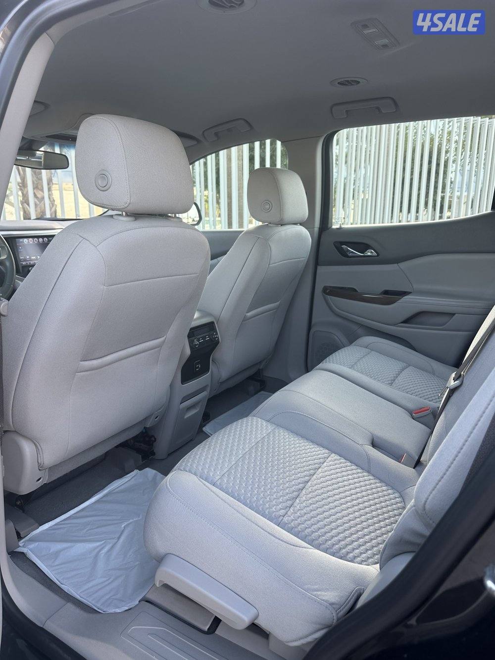 جمس GLE اكاديا 2018 — 3 مقاعد8