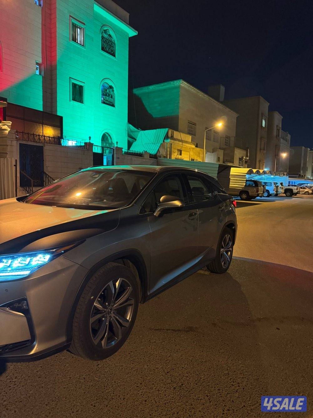 للبيع سيارة لكزس RX حالة ممتازة2