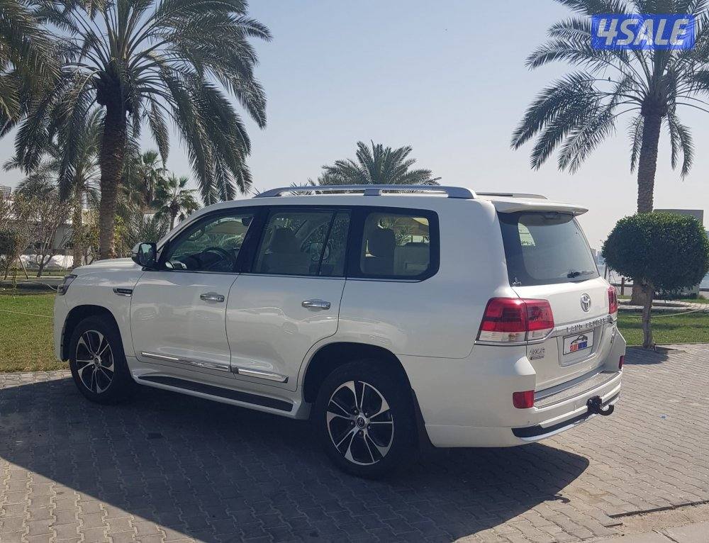 للبيع تويوتا لاندكروز قراند تورينق موديل 2021 عداد 1853