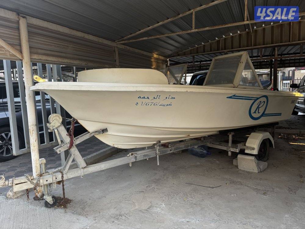 للبيع طراد 18 قدم القرف 2004 ماكينة 115 اندرو موديل2004تحتاج سيرفس فقط8