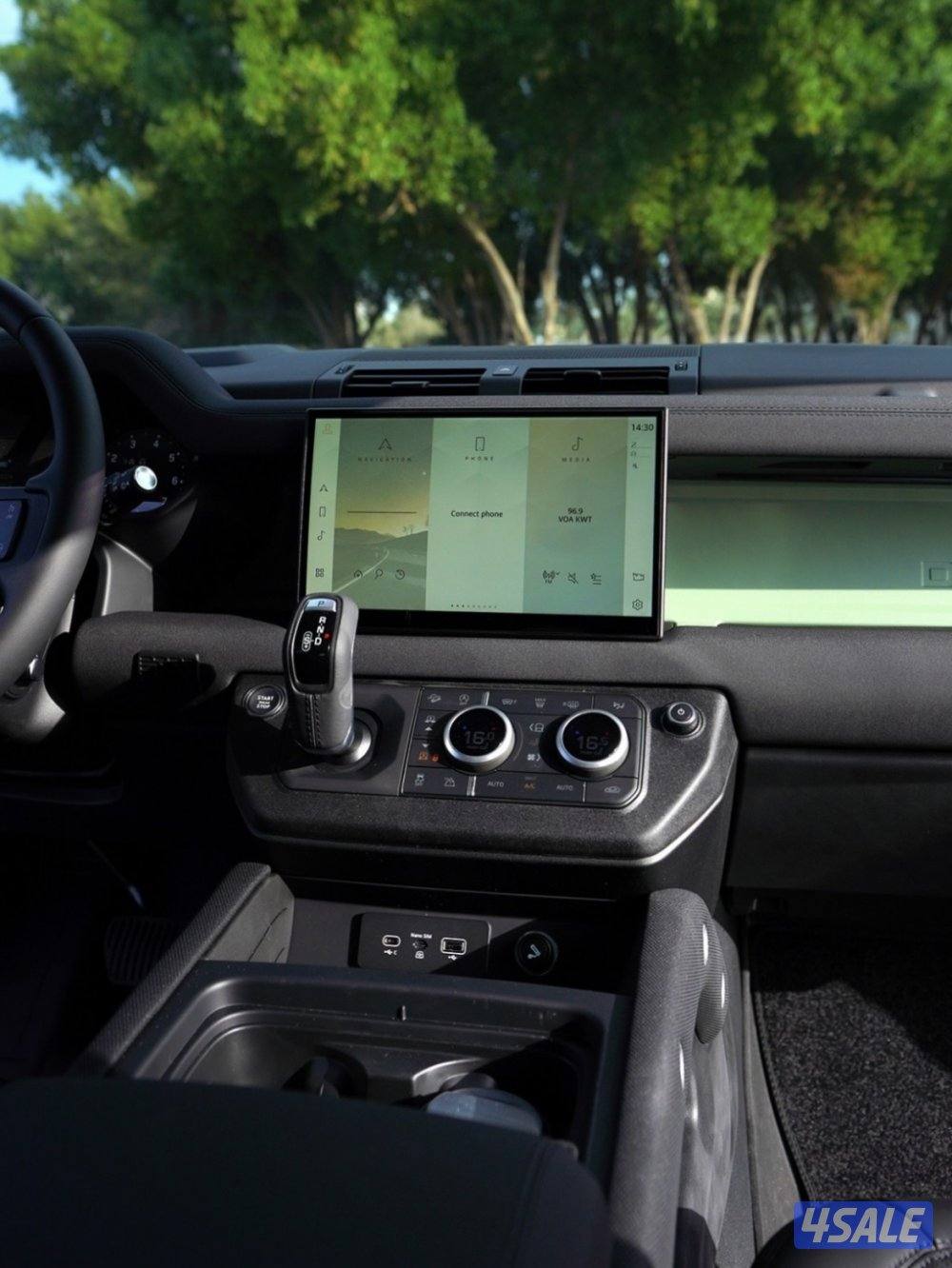 ديفندر 2023 اصفار جديد غير مستخدم9