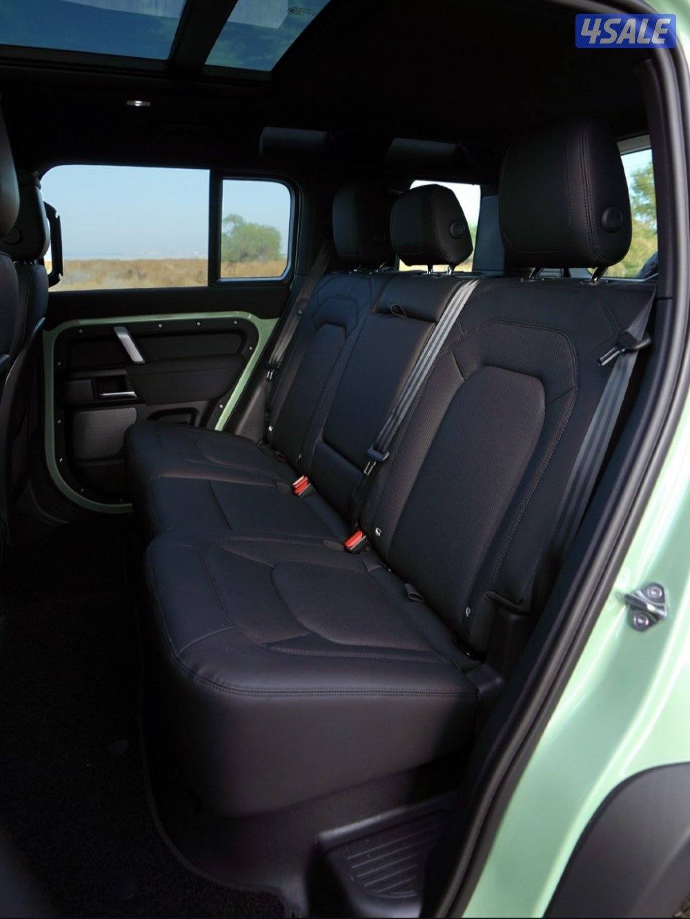 ديفندر 2023 اصفار جديد غير مستخدم12