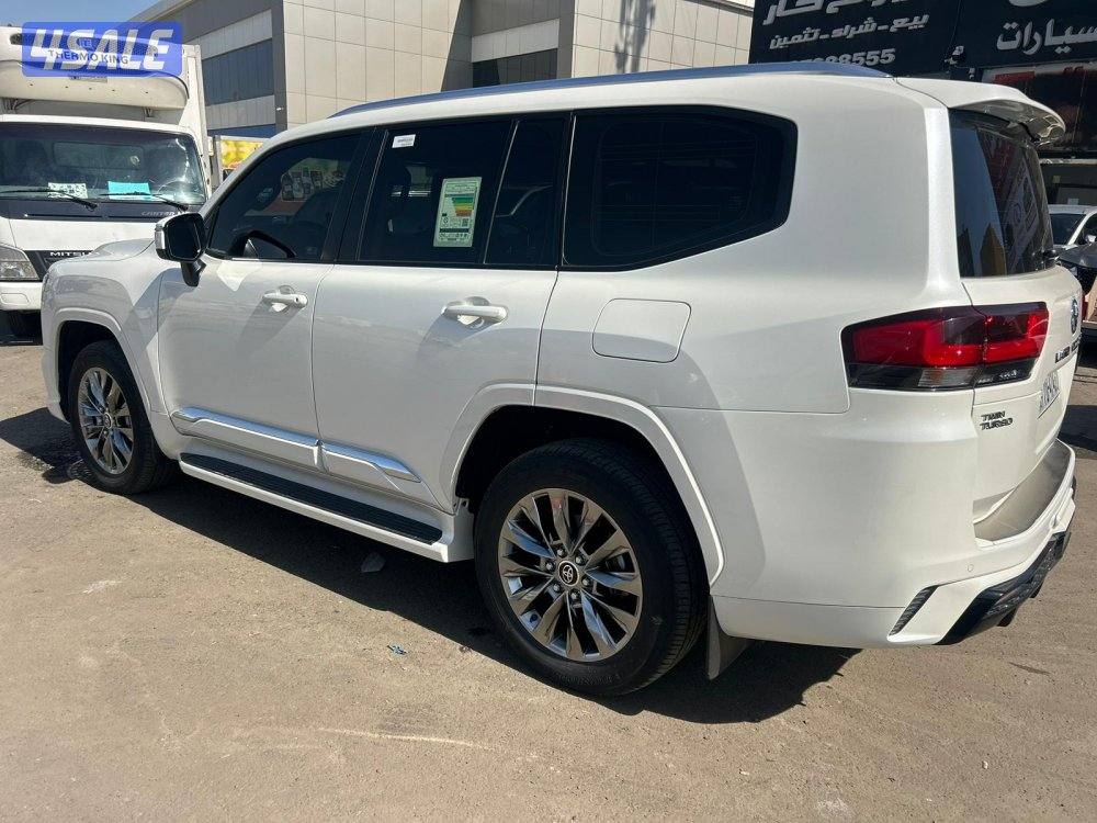 تويوتا لاند كروزر GX.R AEROs  twin turbo.V6 موديل 2023 ماشى 52.000 k.m2