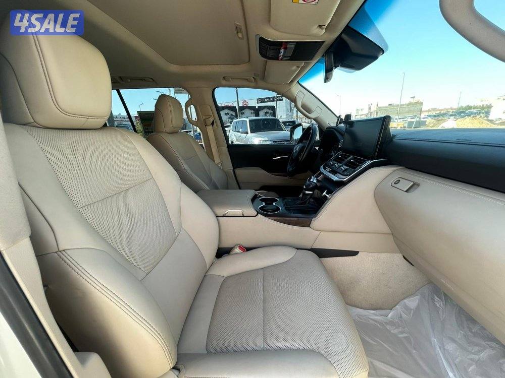 تويوتا لاند كروزر GX.R AEROs  twin turbo.V6 موديل 2023 ماشى 52.000 k.m7