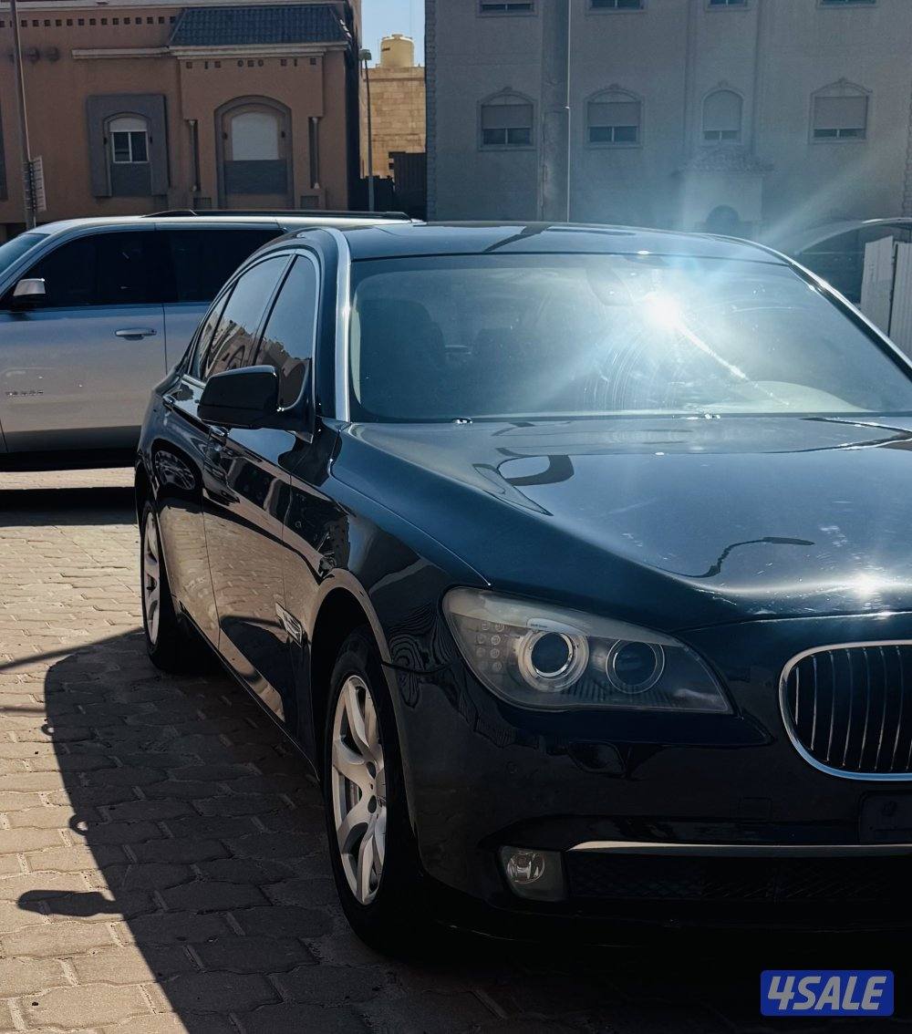 للبيع بي ام دبليو LI 7302